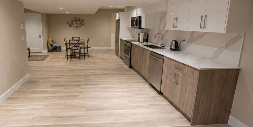 preview-west-vancouver-basement-laminate-flooring-installation